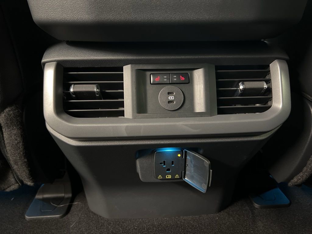 New 2025 Ford F150 Lightning Lariat image 34