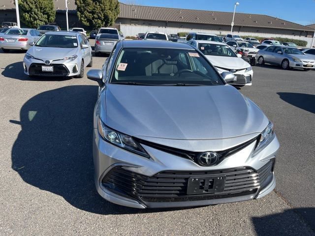 Used 2024 Toyota Camry LE image 2