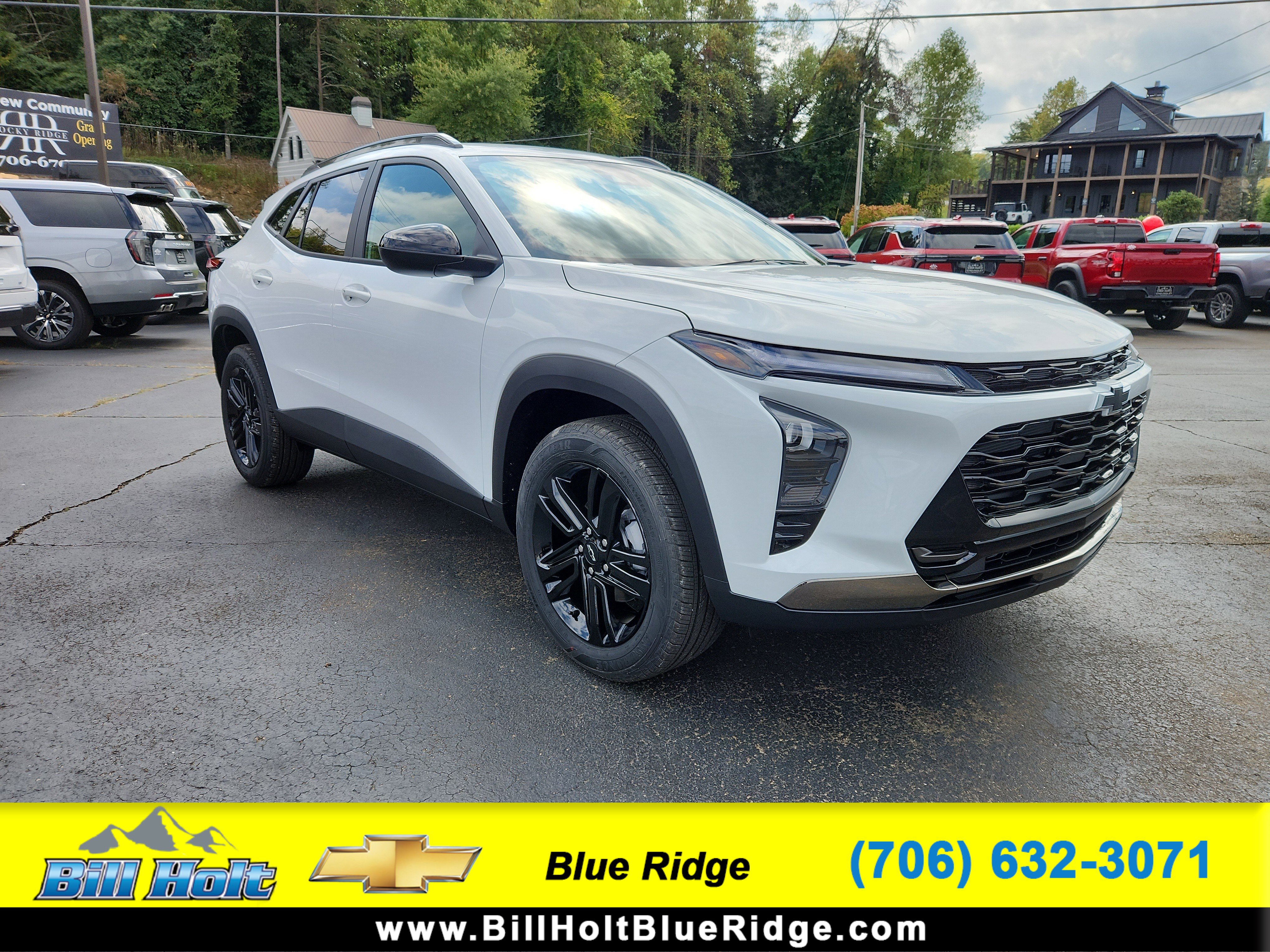 New 2026 Chevrolet Trax ACTIV w/ Driver Confidence Package FWD image 1