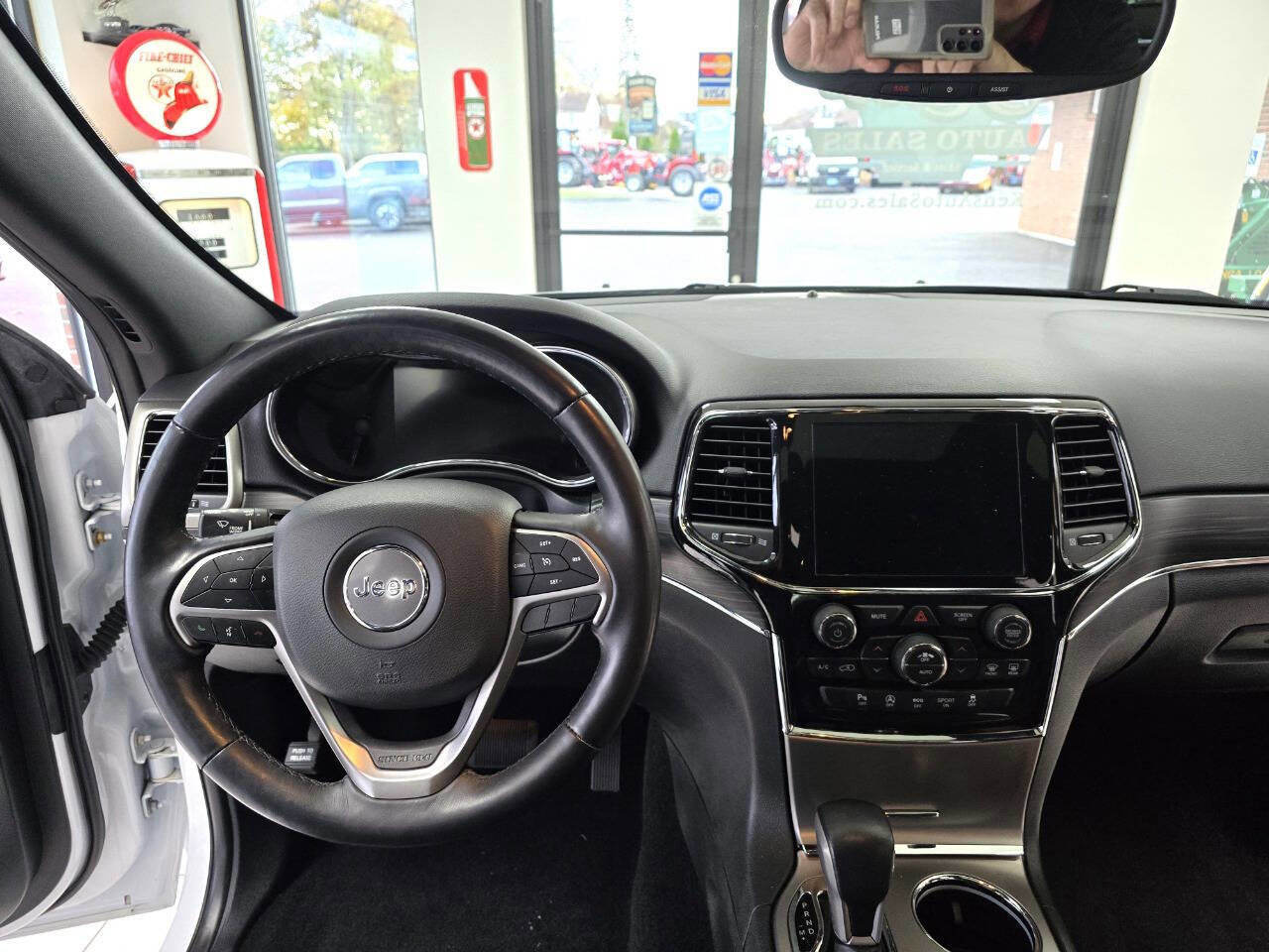 Used 2021 Jeep Grand Cherokee Limited w/ Premium Lighting Group image 21