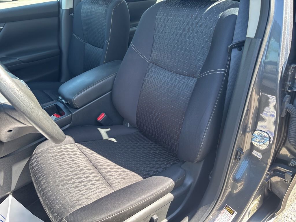 Used 2017 Nissan Altima 2.5 S w/ Power Driver Seat Package image 59