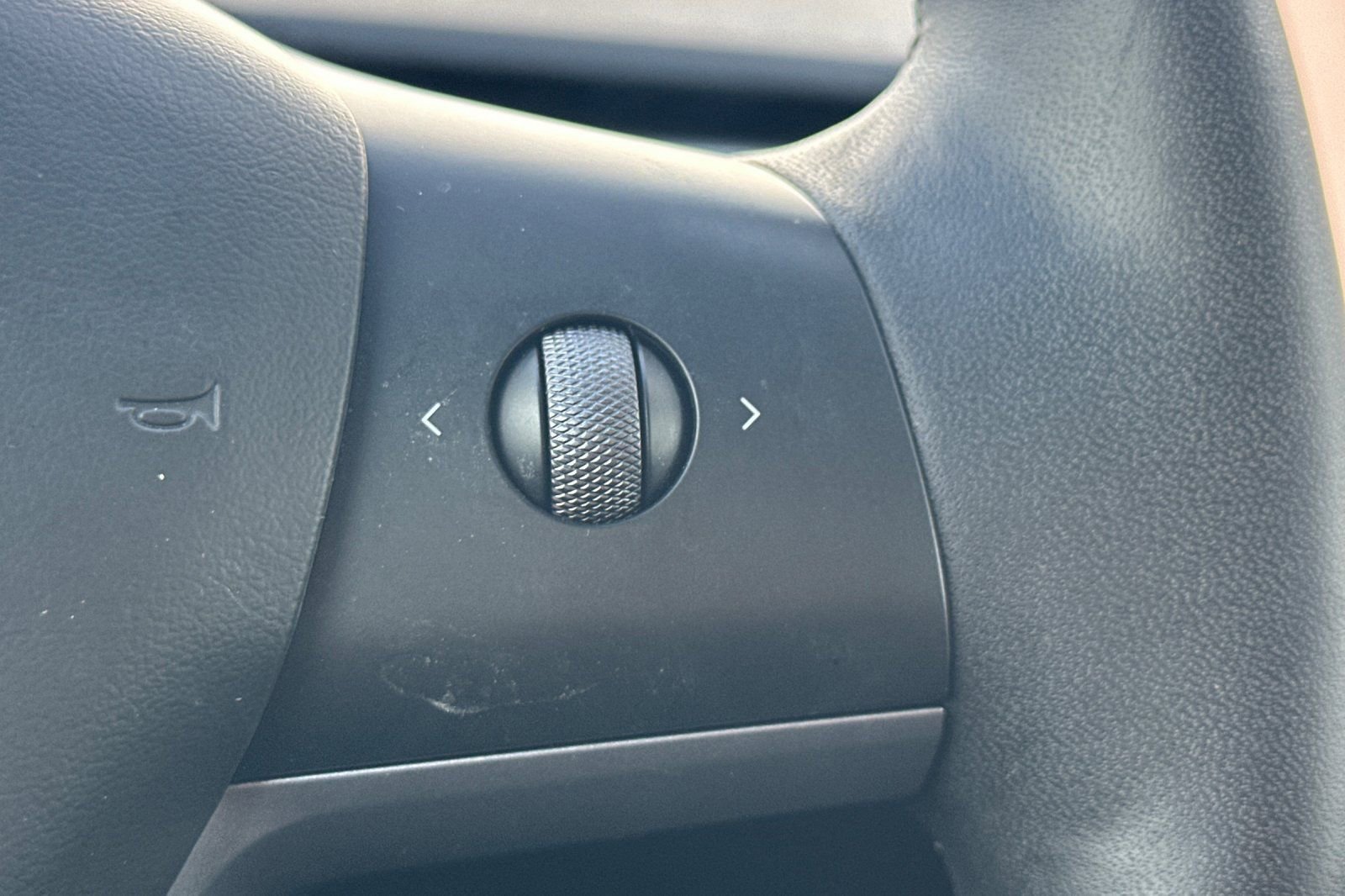 Used 2023 Tesla Model 3 Standard Range image 37