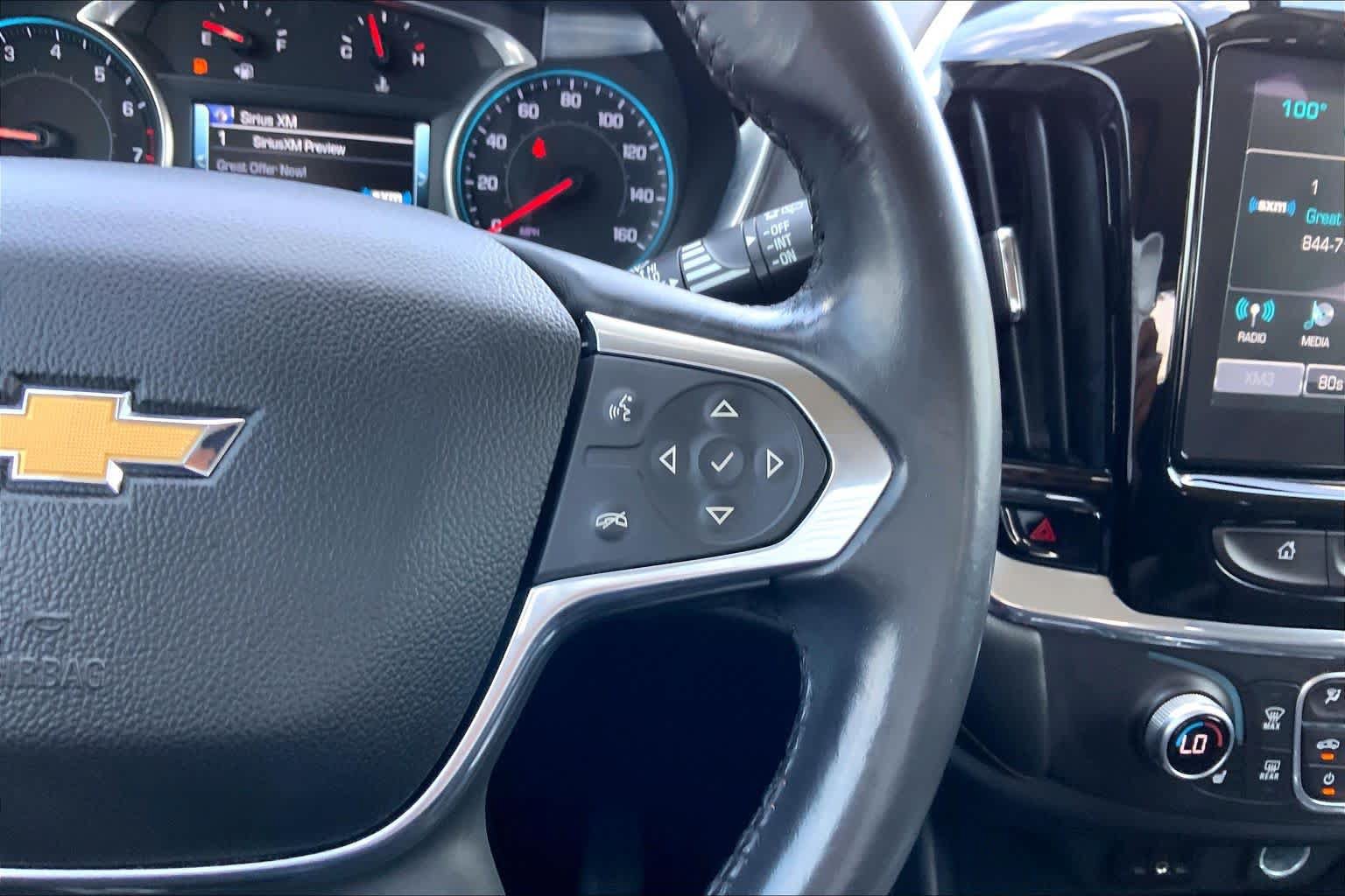 Used 2018 Chevrolet Traverse LT FWD image 24