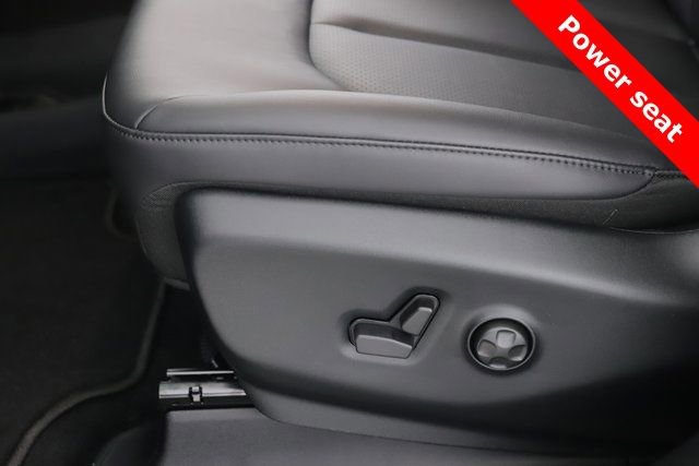 New 2026 Chrysler Pacifica Select w/ S Appearance Package image 18