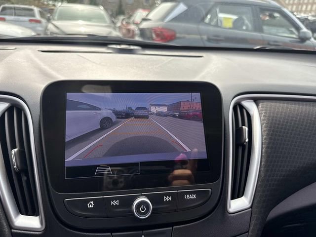 Used 2025 Chevrolet Malibu LT image 26