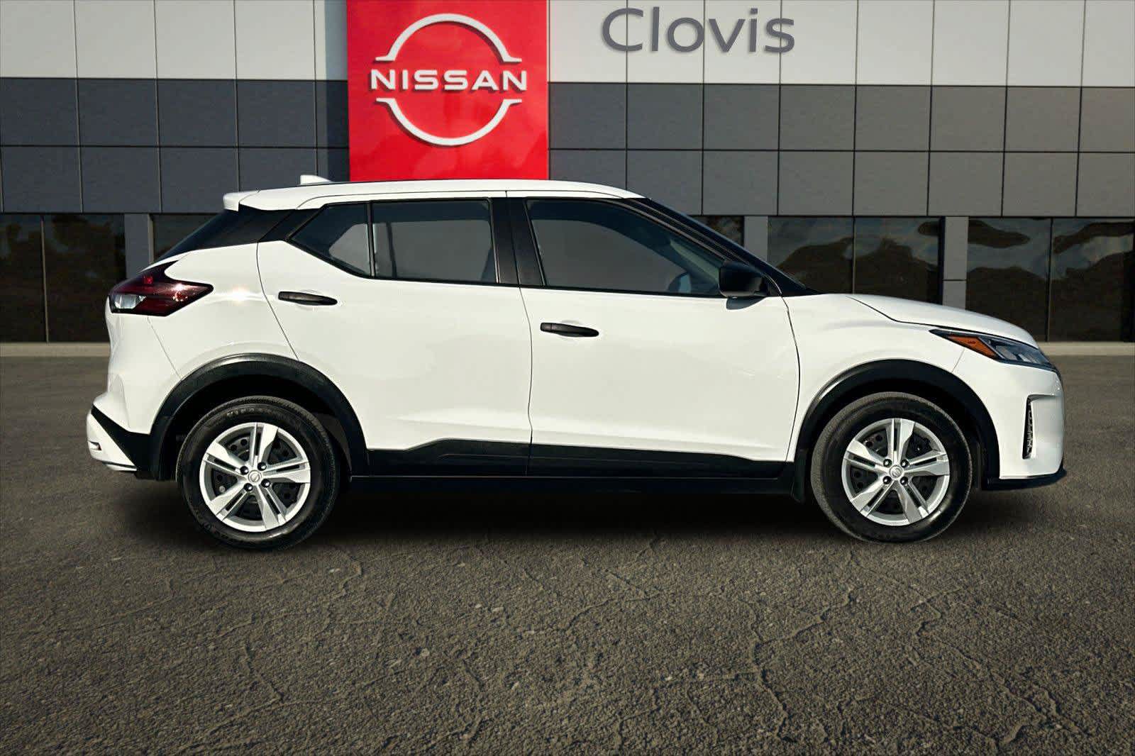 Certified 2025 Nissan Kicks Play S FWD image 8