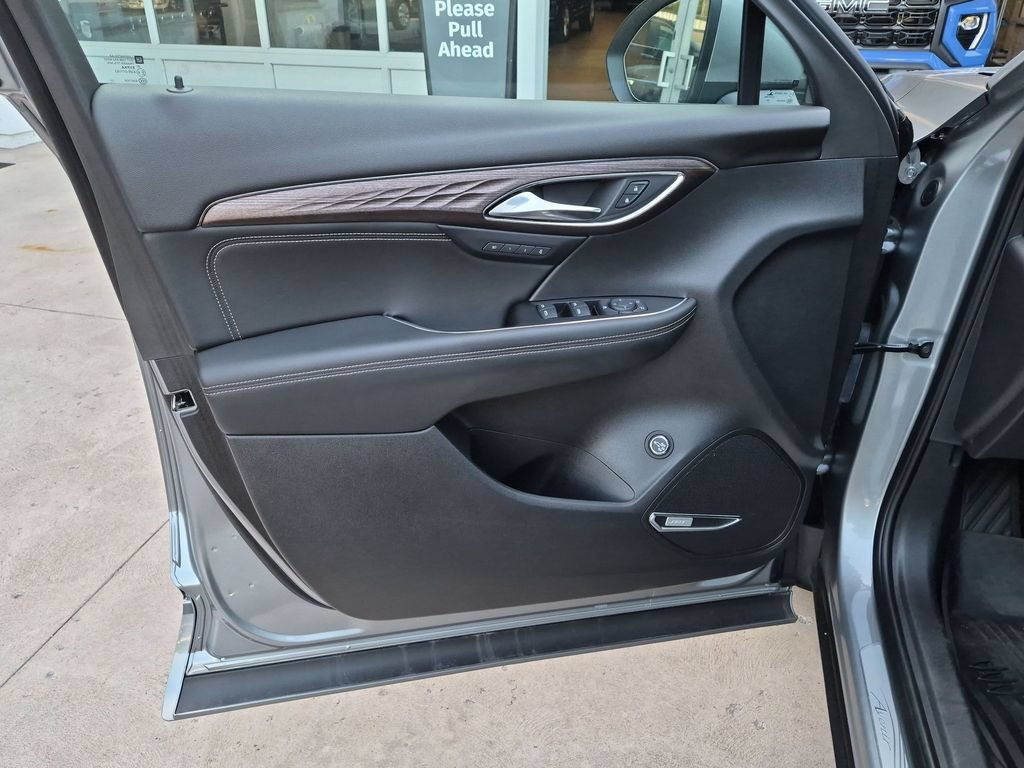 Certified 2023 Buick Envision Avenir AWD/4WD image 23