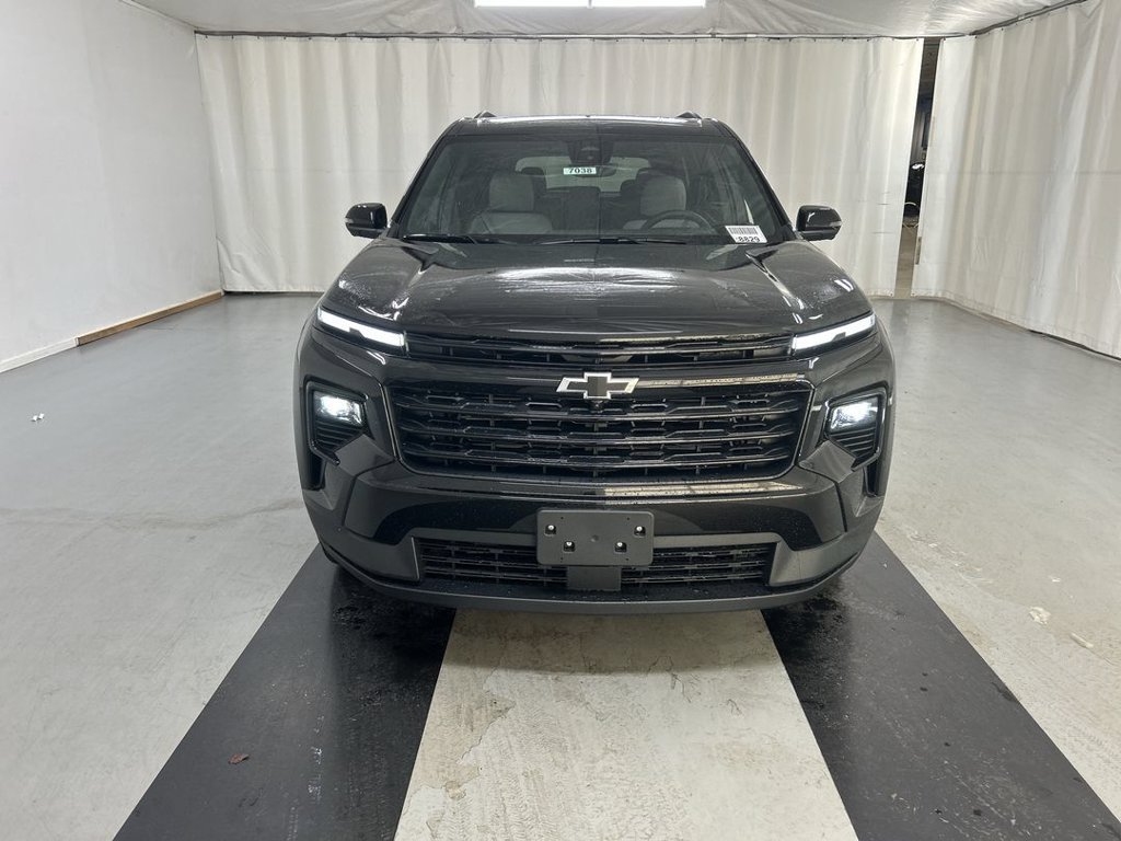 New 2026 Chevrolet Traverse LT w/ Midnight/Sport Edition AWD/4WD image 3