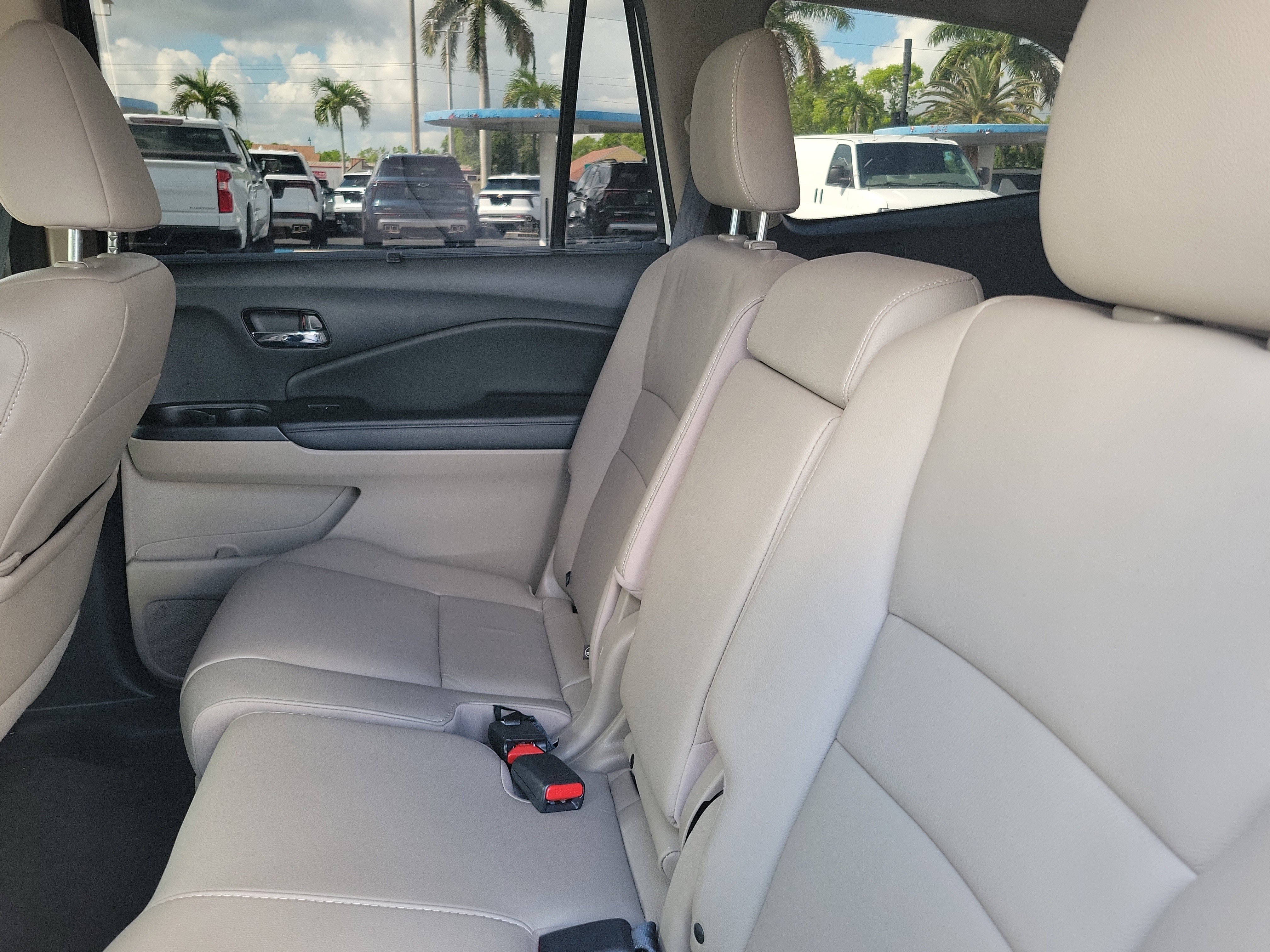 Used 2021 Honda Pilot EX-L image 10