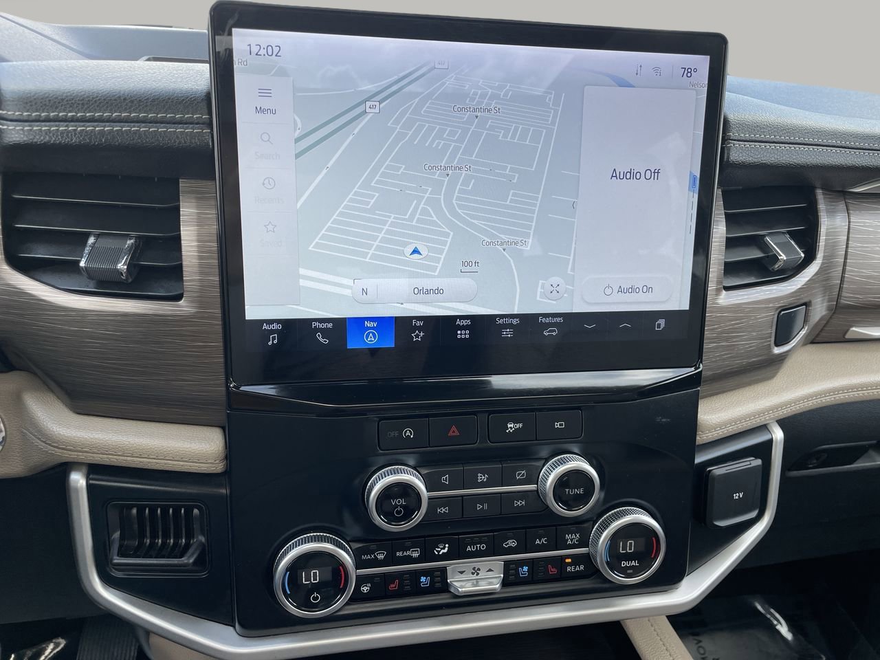 Used 2024 Ford Expedition Max Limited image 24