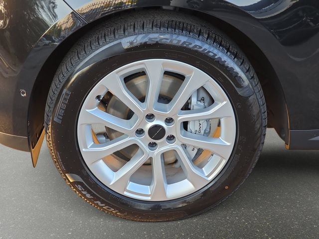 New 2026 Land Rover Range Rover Sport SE AWD/4WD image 22