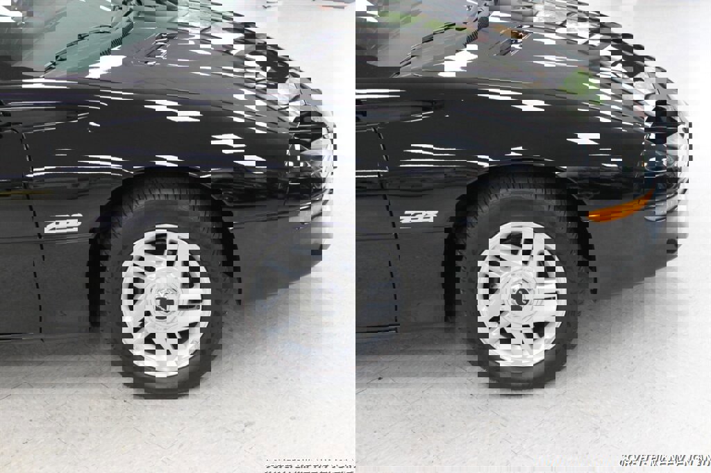 Used 1995 Chevrolet Camaro Z28 image 11