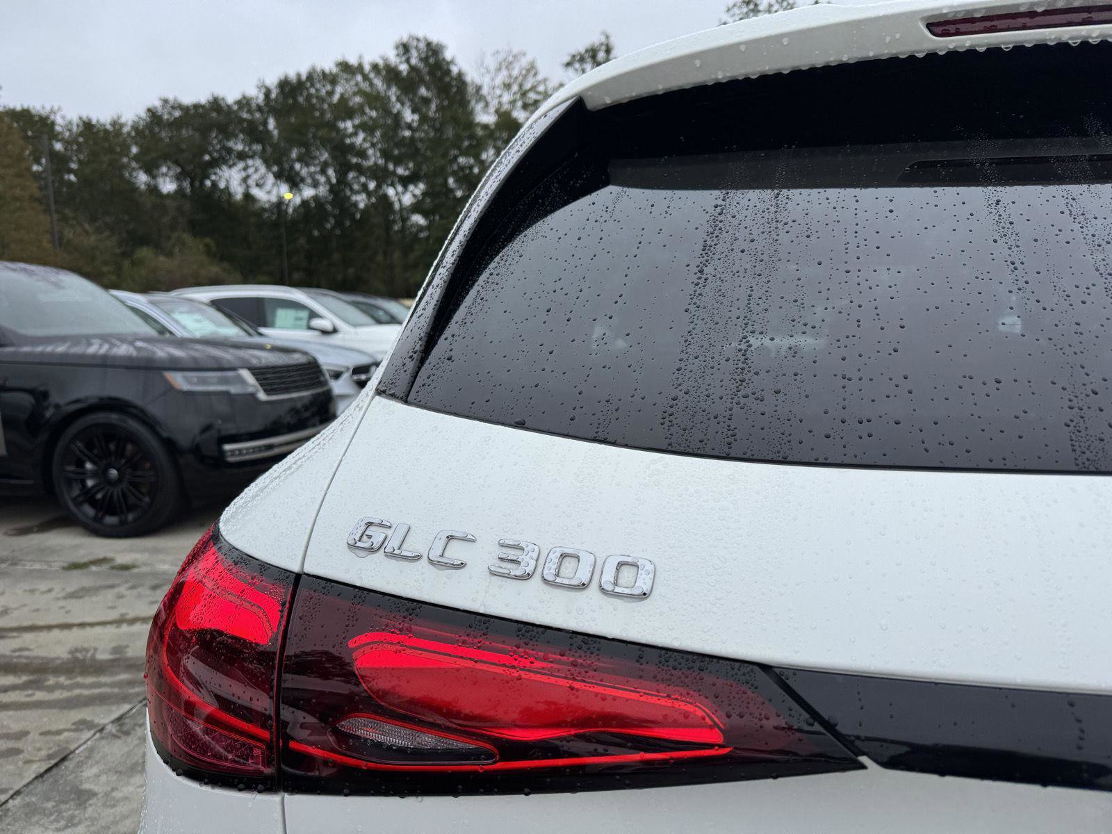 Certified 2025 Mercedes-Benz GLC 300 image 24