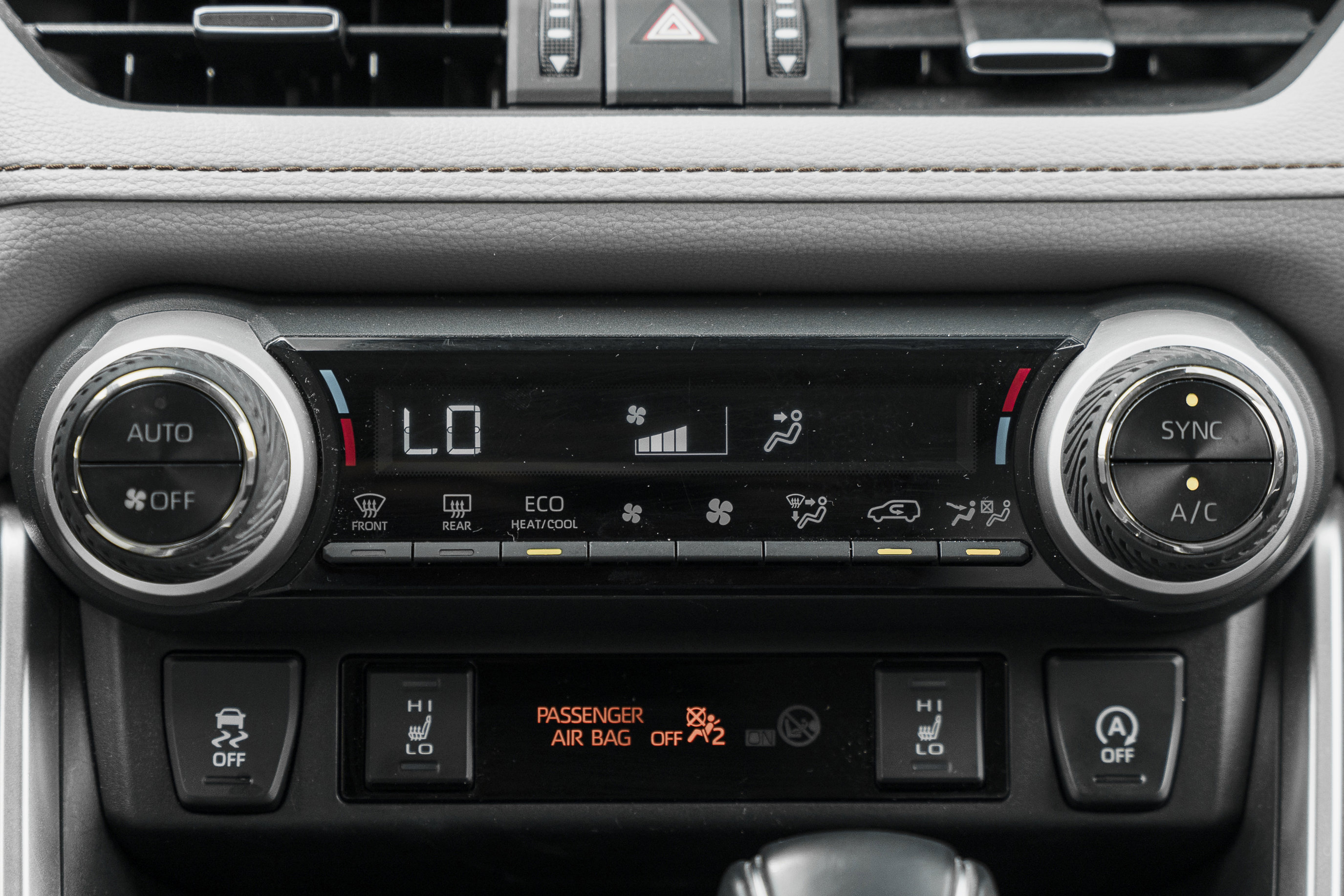 Used 2020 Toyota RAV4 XLE Premium AWD/4WD image 12