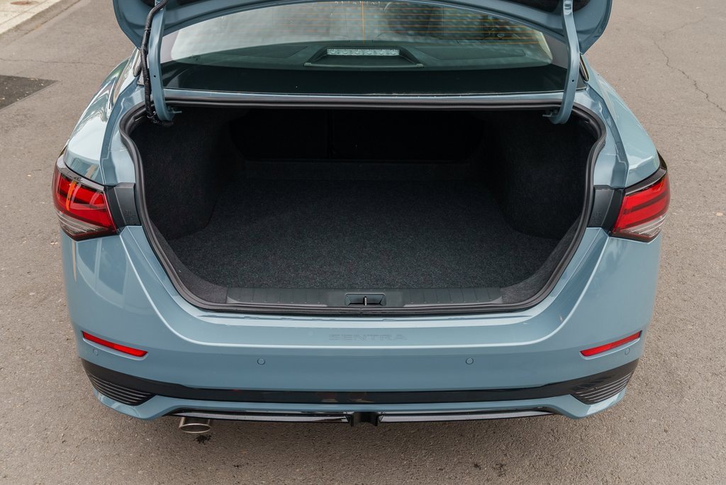 New 2025 Nissan Sentra SR w/ SR Premium Package image 7