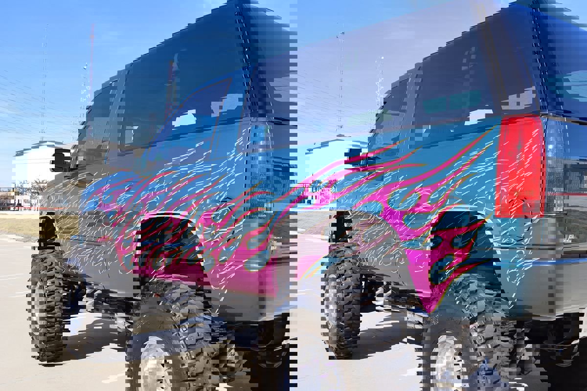 Used 1994 GMC Yukon 4WD 2-Door image 14