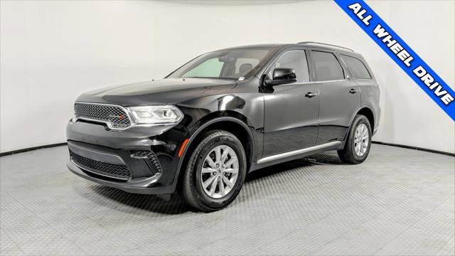 Used 2024 Dodge Durango SXT image 2