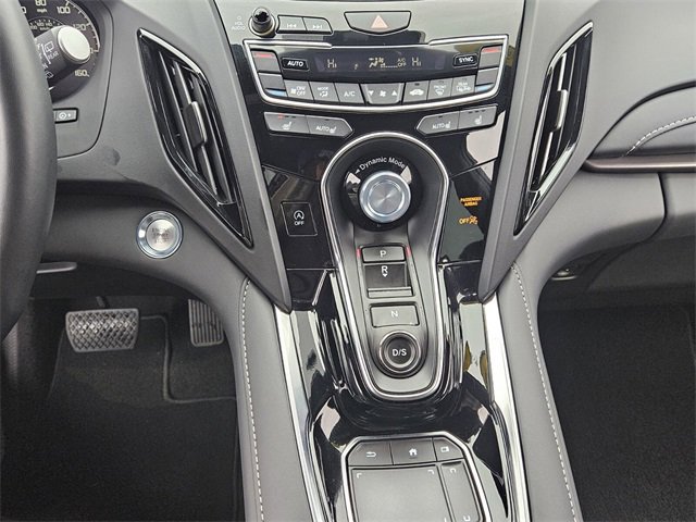 Used 2025 Acura RDX SH-AWD image 19