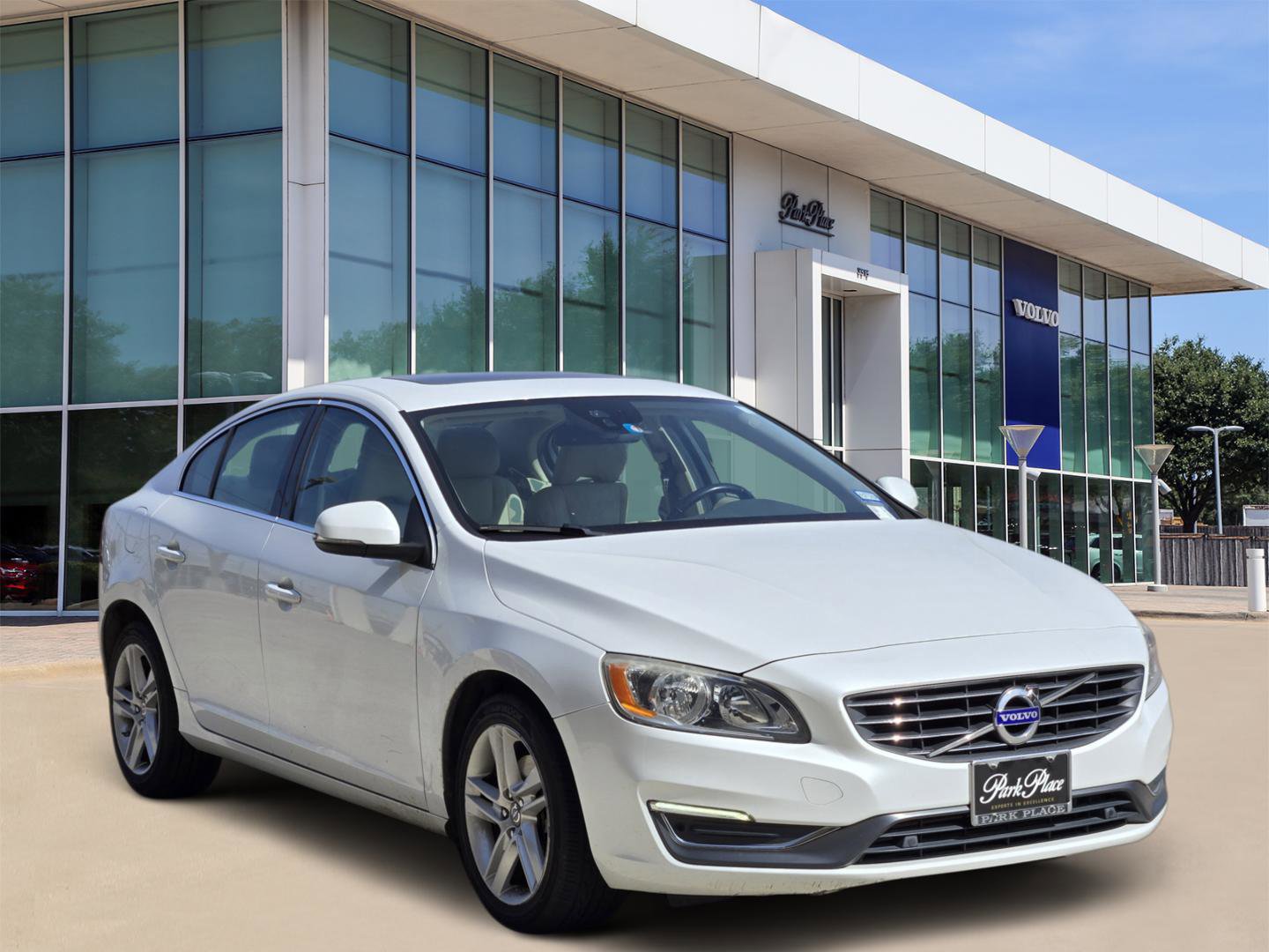 Used 2015 Volvo S60 T5 Premier Plus image 2