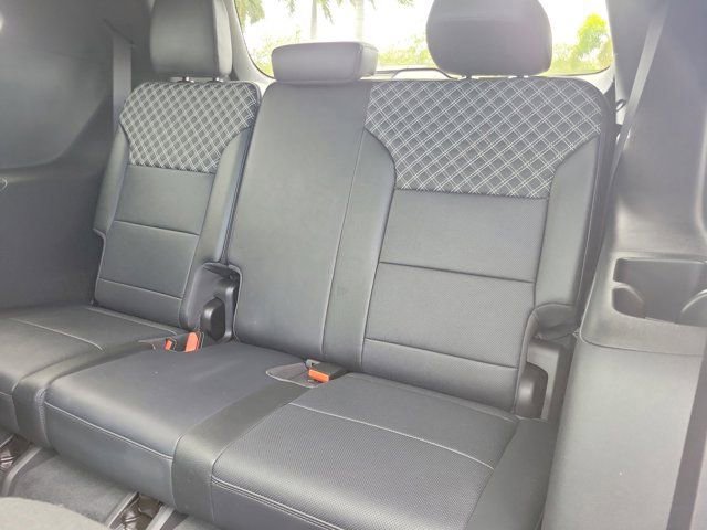 Used 2024 GMC Acadia Denali w/ Super Cruise Package image 13
