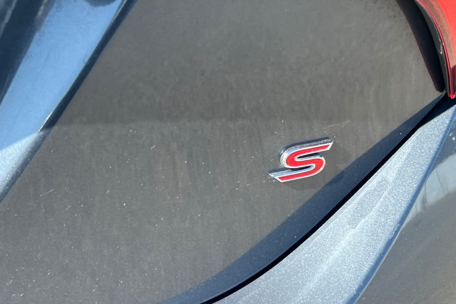 Used 2016 Toyota Corolla S FWD image 21