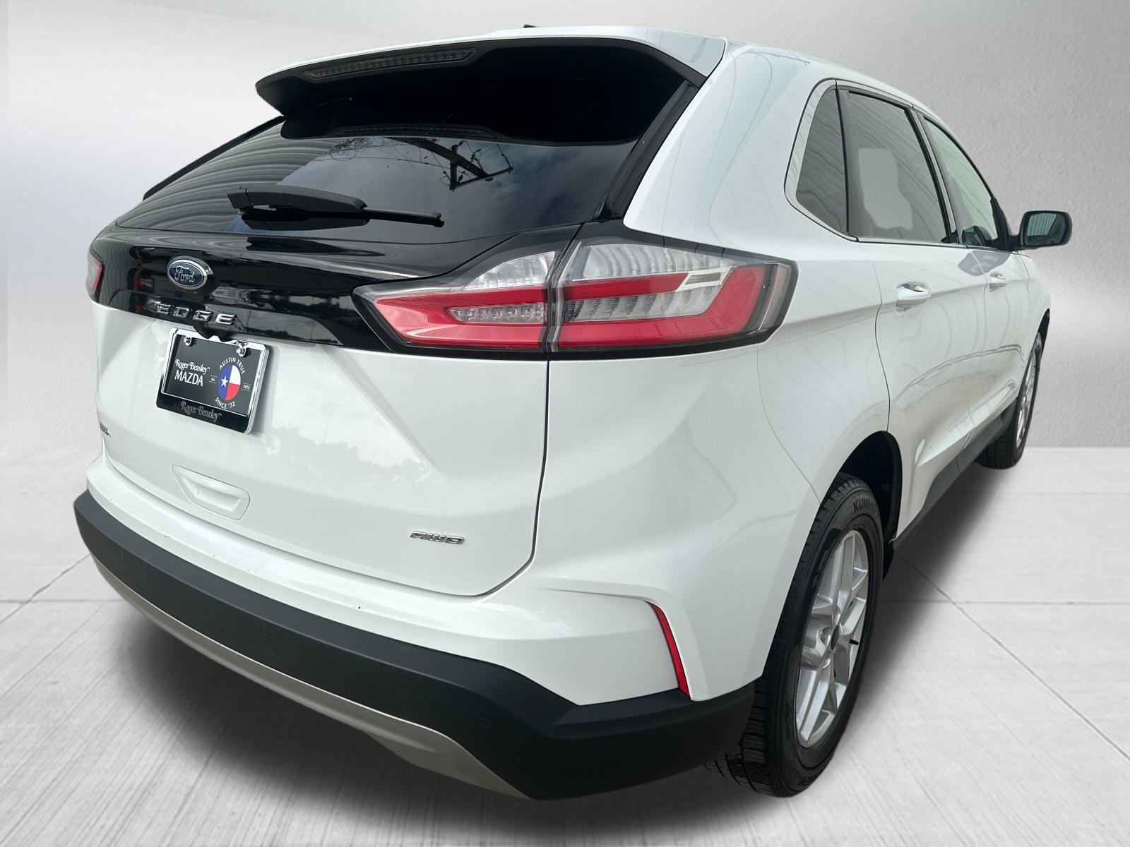 Used 2024 Ford Edge SEL AWD/4WD image 9