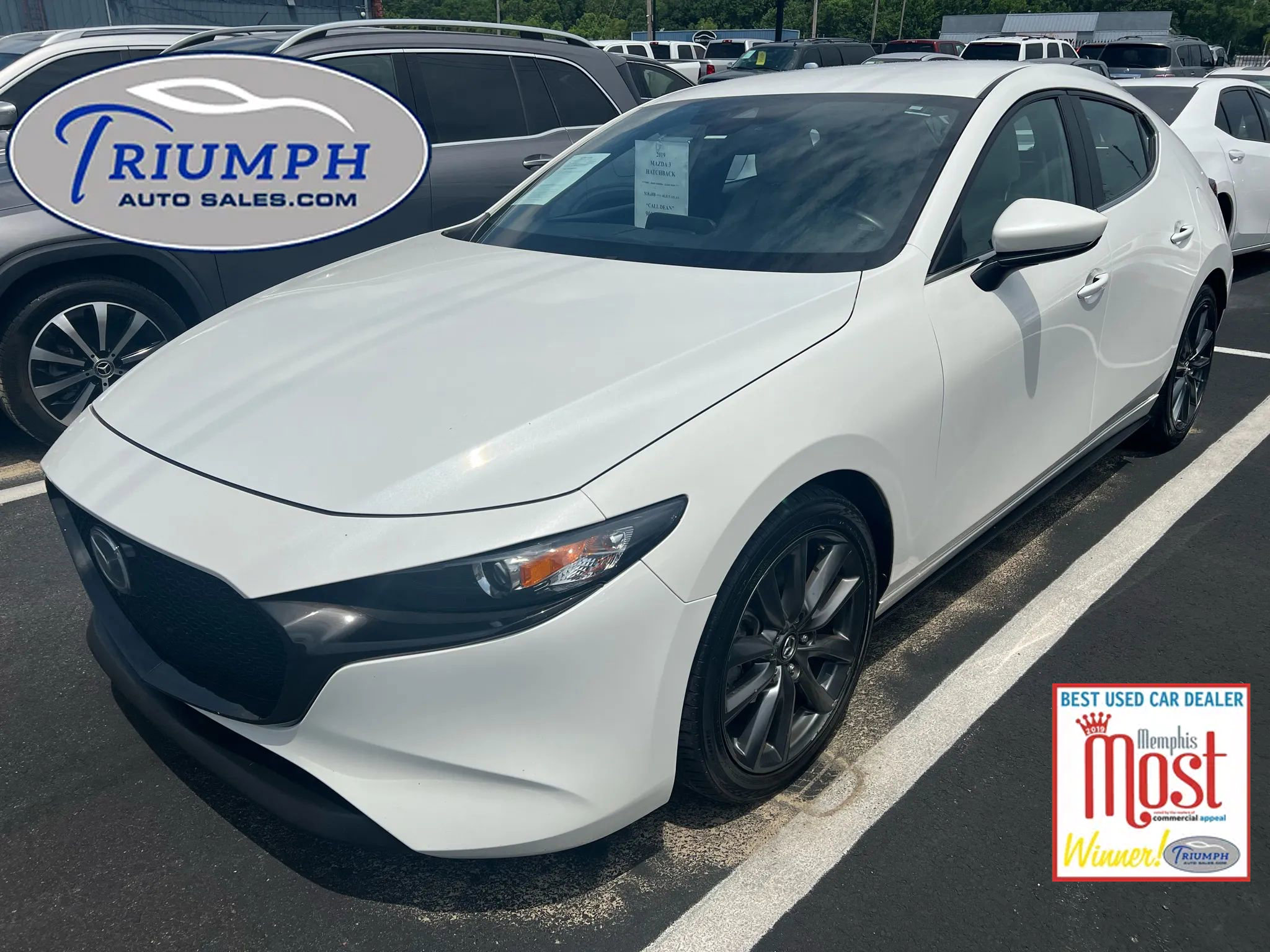 Used 2019 MAZDA MAZDA3 Hatchback image 1