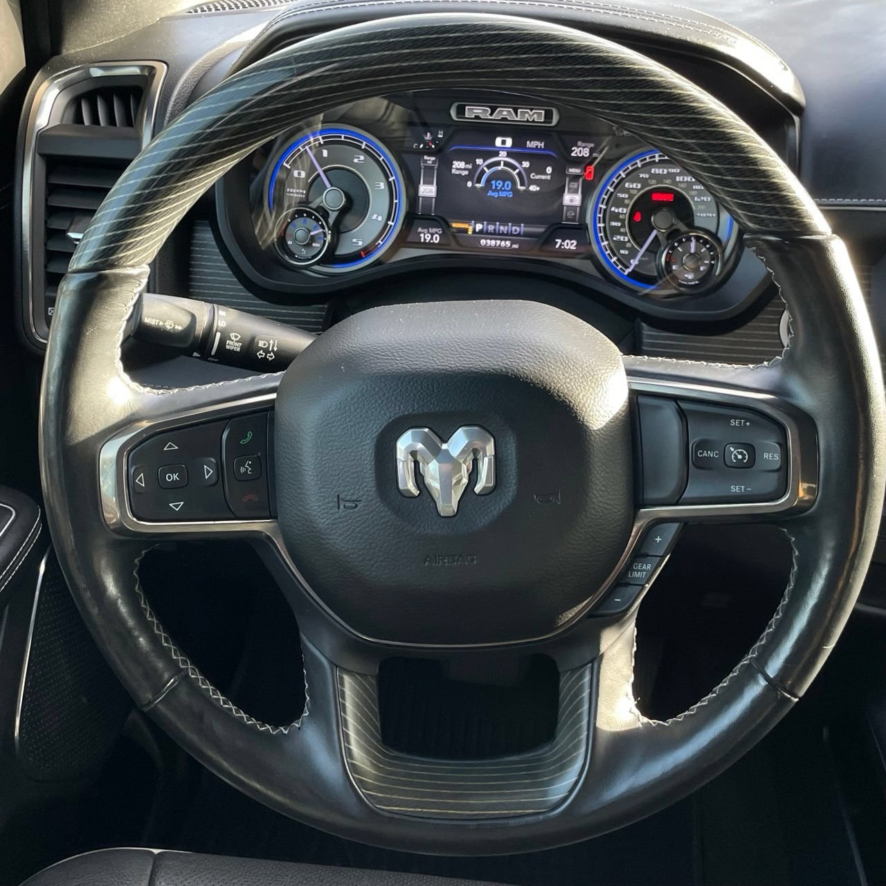 Used 2020 RAM 1500 Limited w/ Body Color Bumper Group RWD image 12