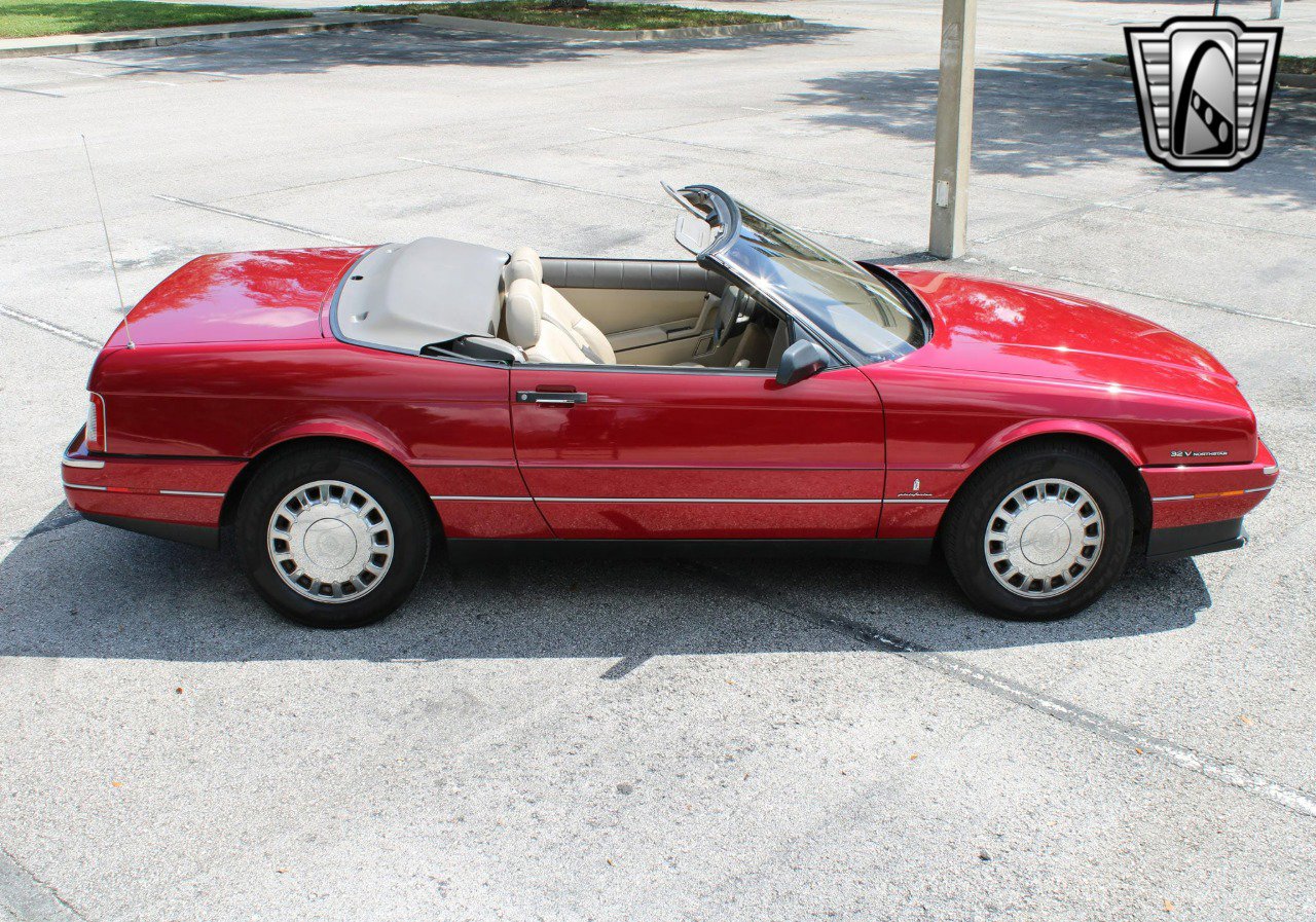 Used 1993 Cadillac Allante image 7