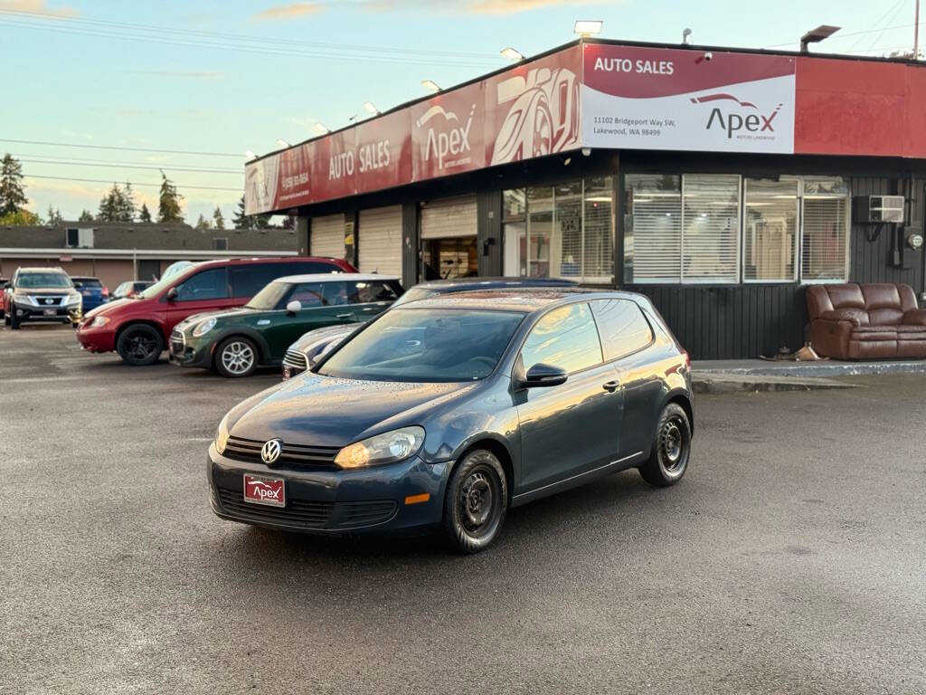 Used 2010 Volkswagen Golf 2-Door image 3