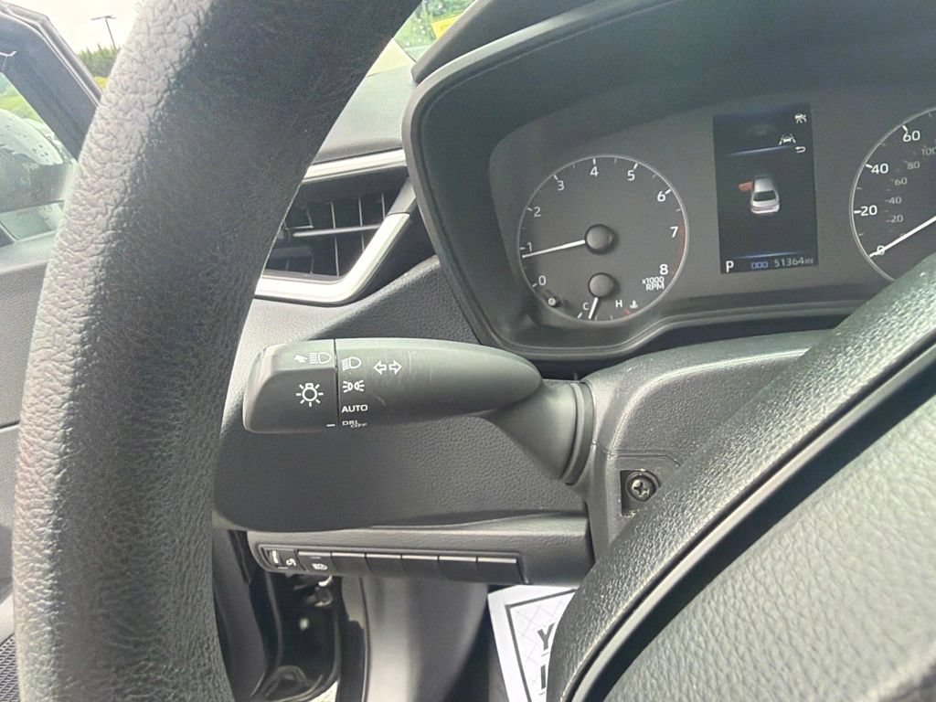 Used 2023 Toyota Corolla LE FWD image 29