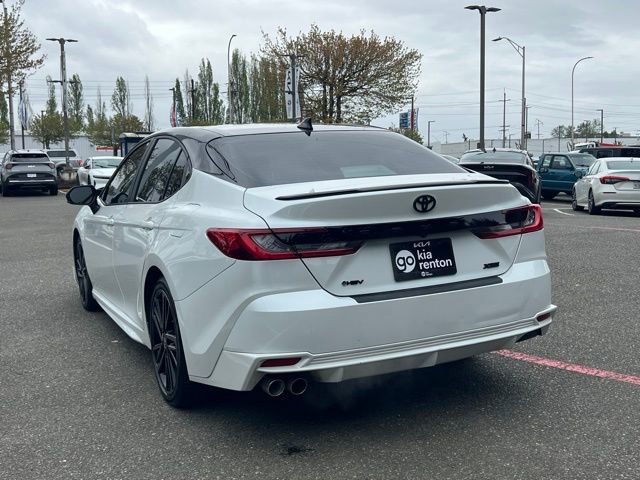 Used 2025 Toyota Camry XSE FWD image 9