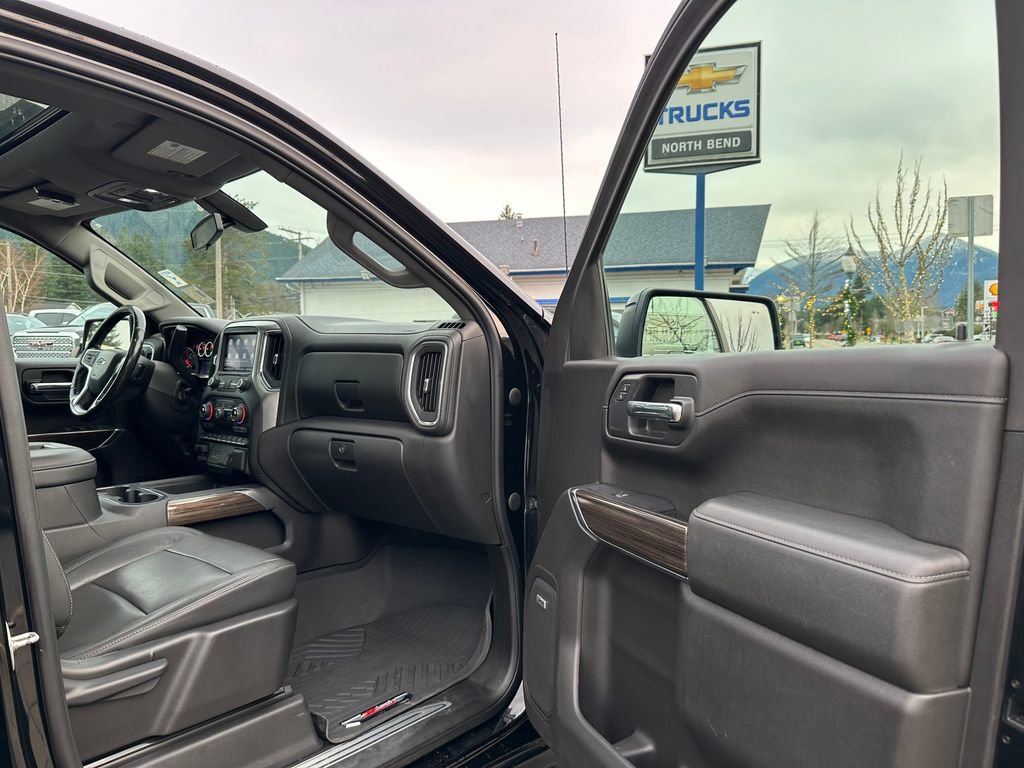 Used 2020 Chevrolet Silverado 1500 RST image 13