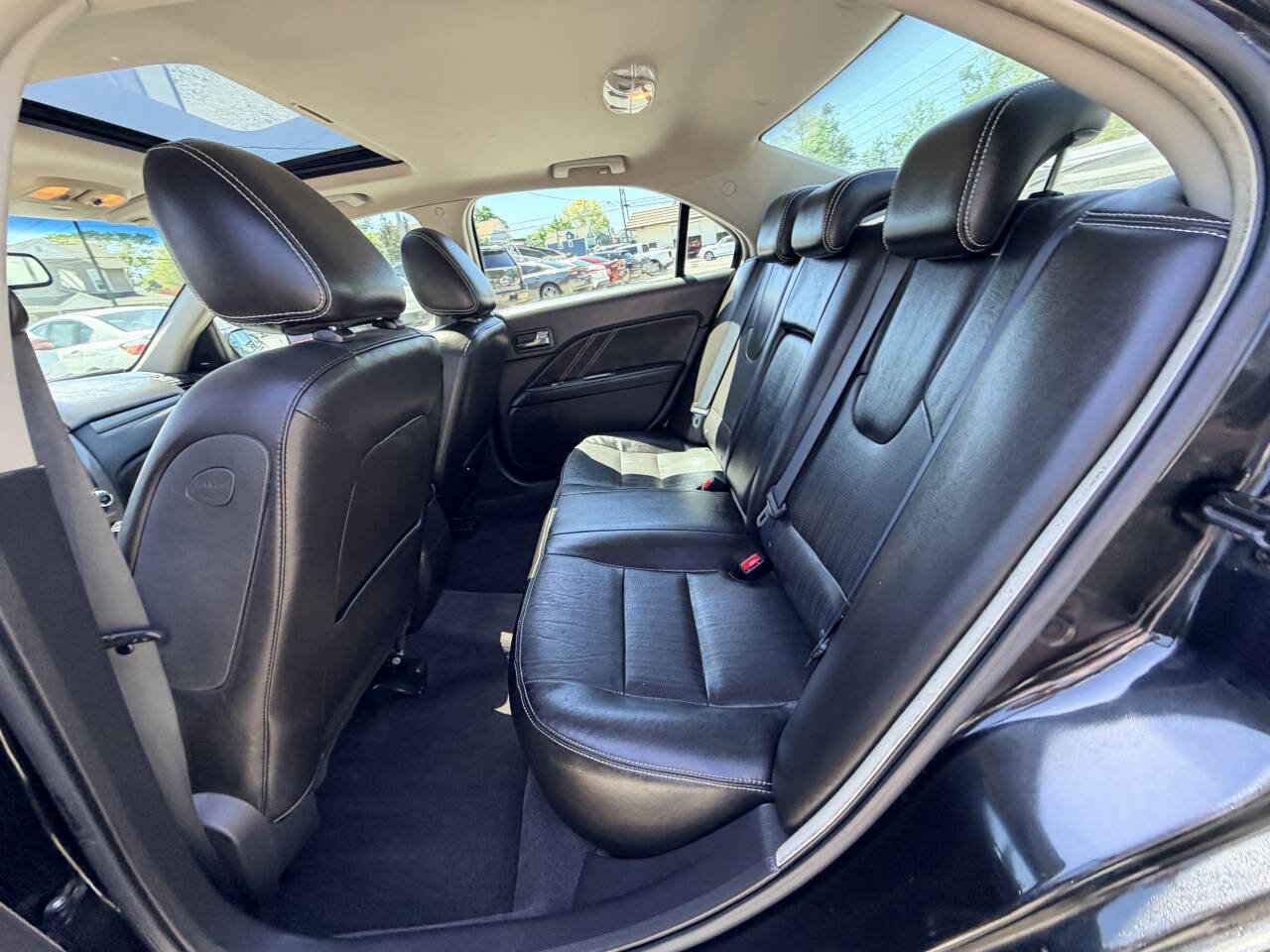 Used 2010 Ford Fusion Sport FWD image 22