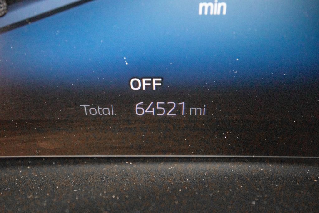 Used 2022 BMW iX xDrive50 w/ Premium Package image 21