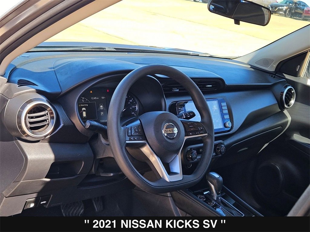 Used 2021 Nissan Kicks SV image 19