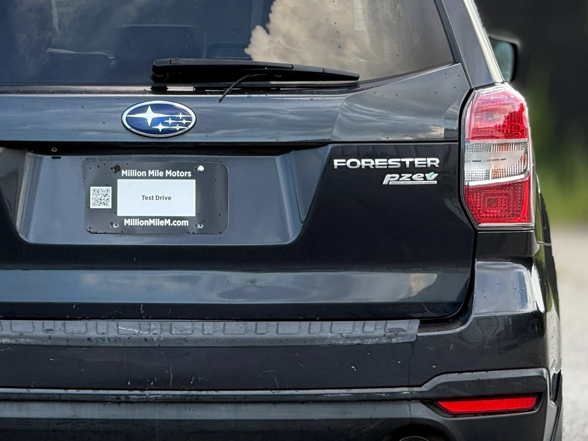 Used 2014 Subaru Forester 2.5i Limited AWD/4WD image 14