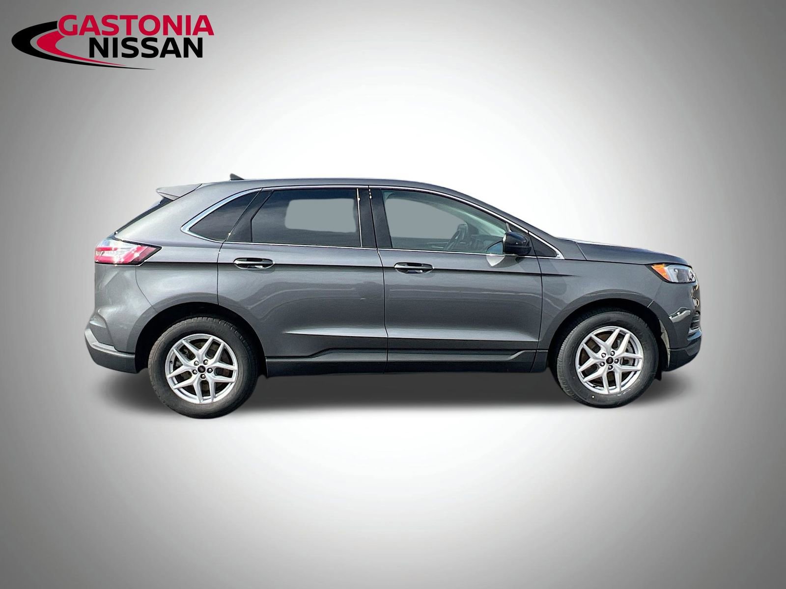 Used 2024 Ford Edge SEL image 10