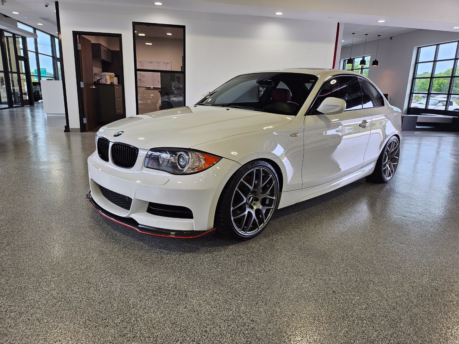 Used 2011 BMW 135i Coupe RWD image 1