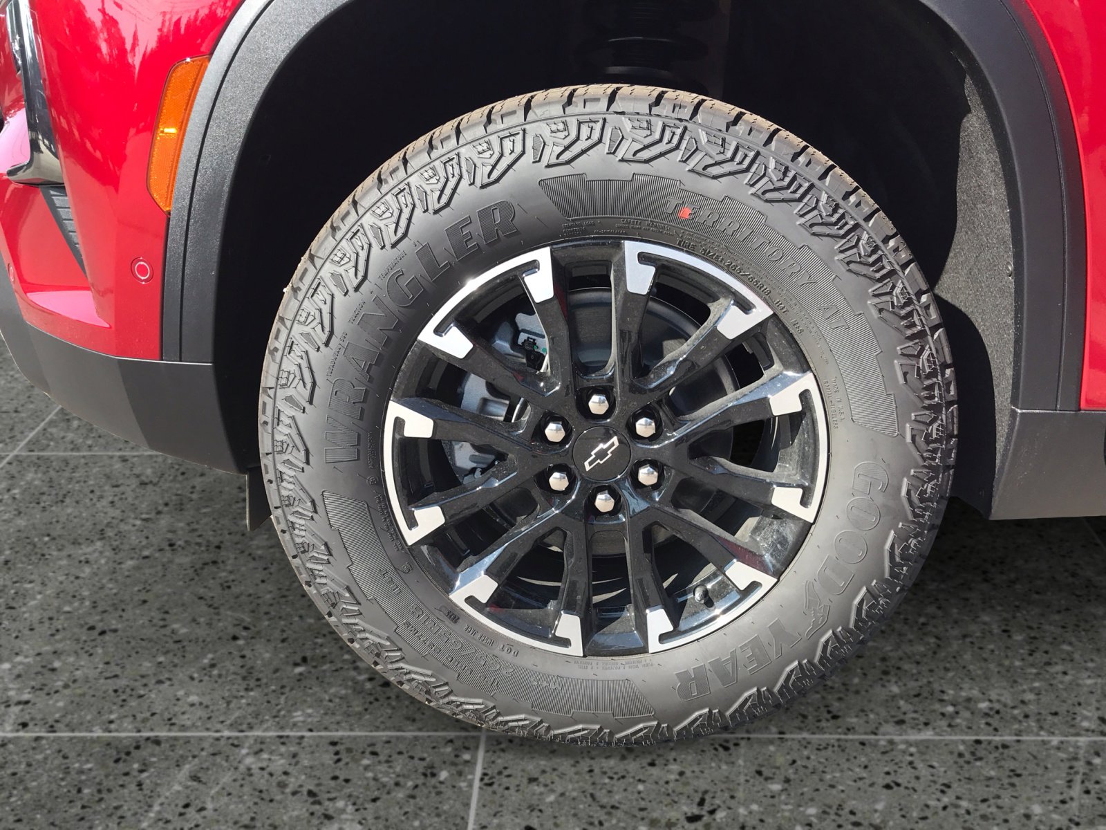 New 2026 Chevrolet Traverse Z71 w/ Enhanced Driving Package image 14