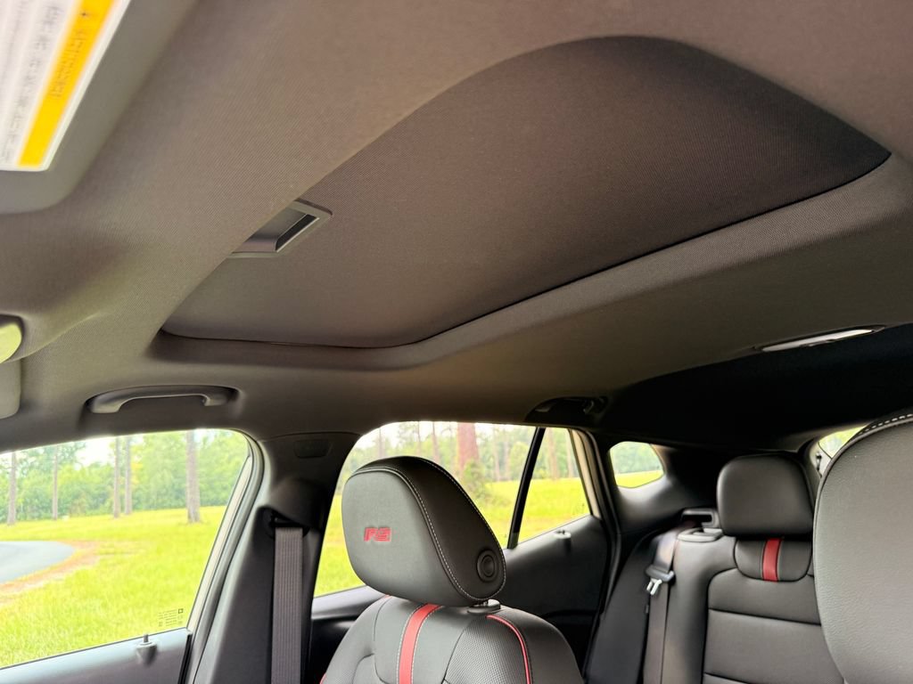 New 2026 Chevrolet Trax RS w/ Sunroof Package FWD image 25
