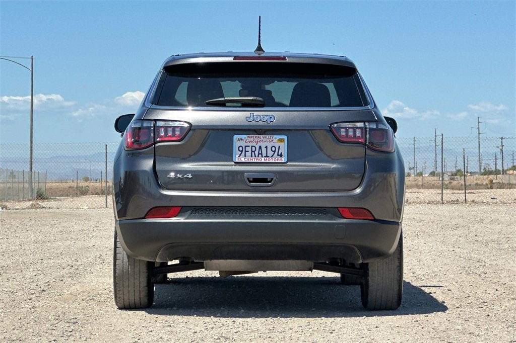 Used 2023 Jeep Compass Sport image 5