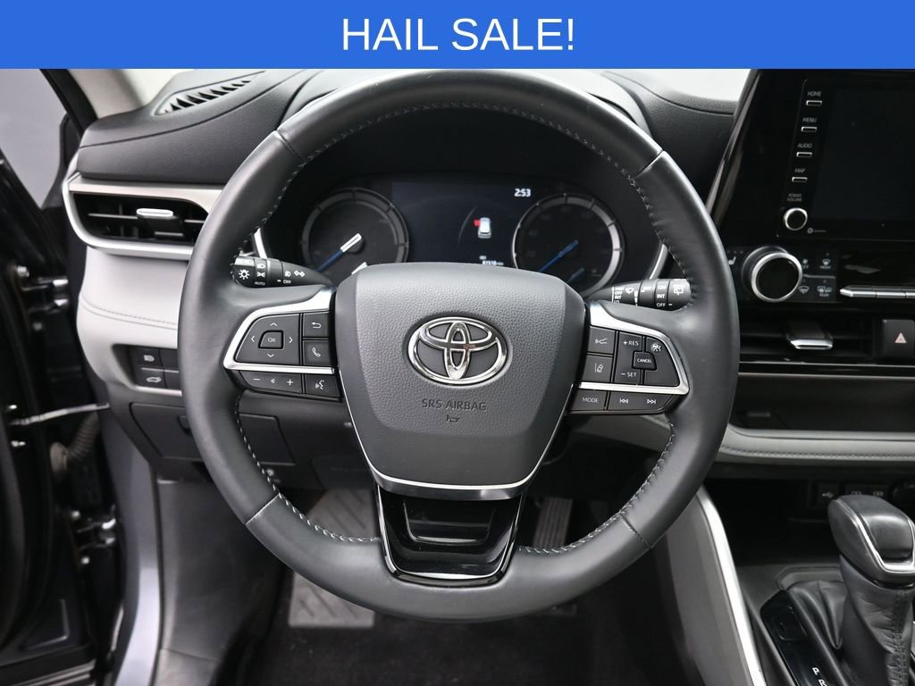 Certified 2020 Toyota Highlander XLE image 16