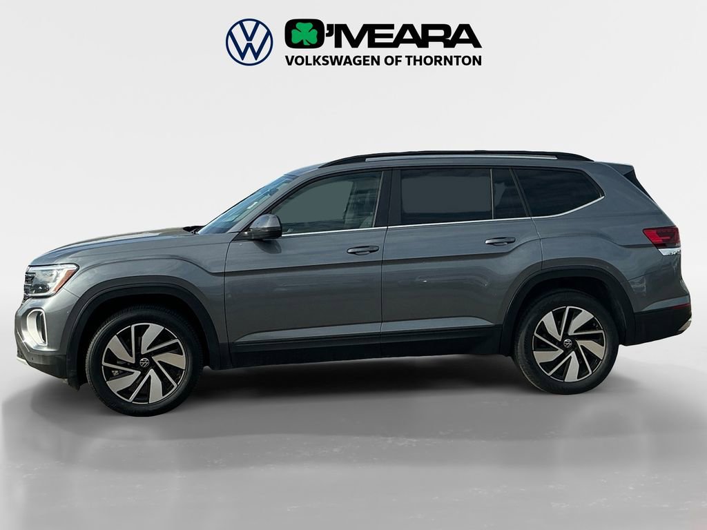 Used 2025 Volkswagen Atlas SE AWD/4WD image 2