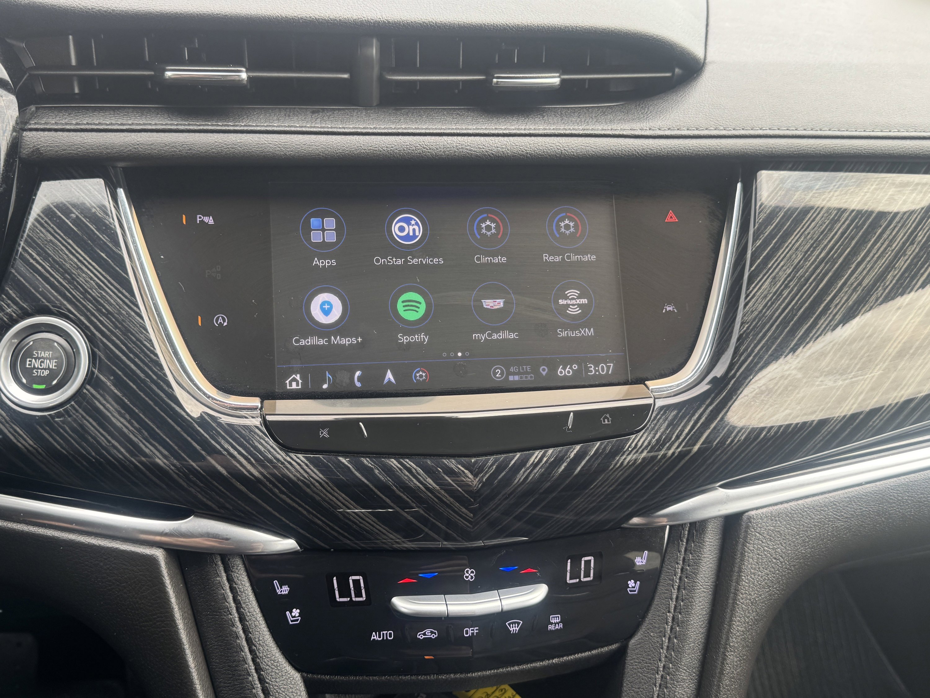 Used 2023 Cadillac XT6 Premium Luxury image 18