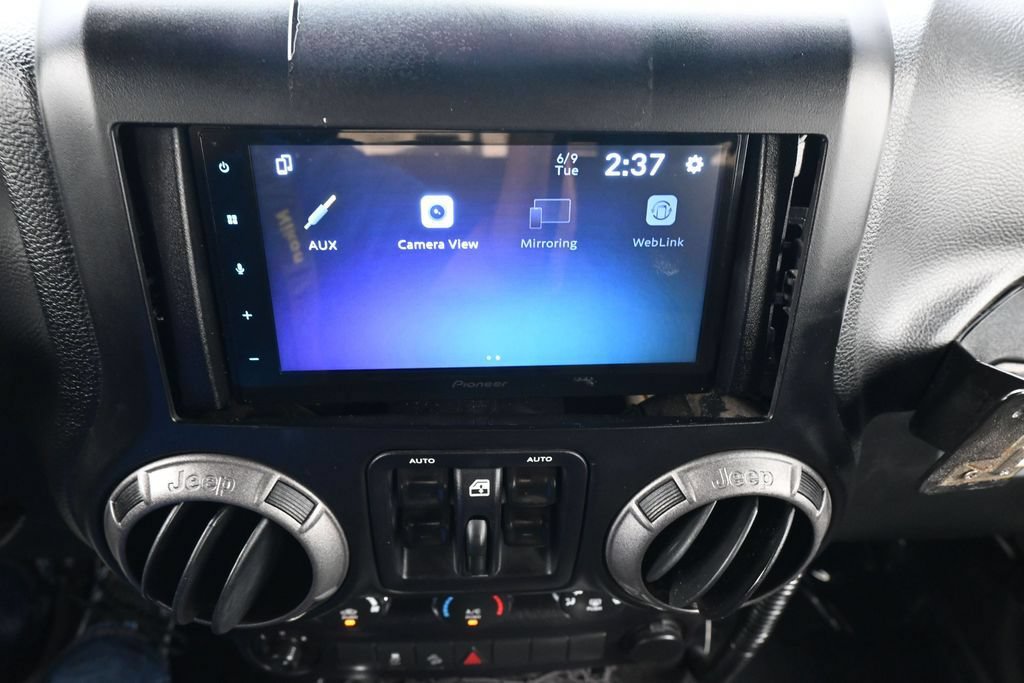 Used 2014 Jeep Wrangler Unlimited Sport w/ Power Convenience Group AWD/4WD image 19