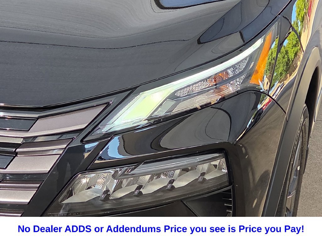 Used 2026 Nissan Rogue SV FWD image 15