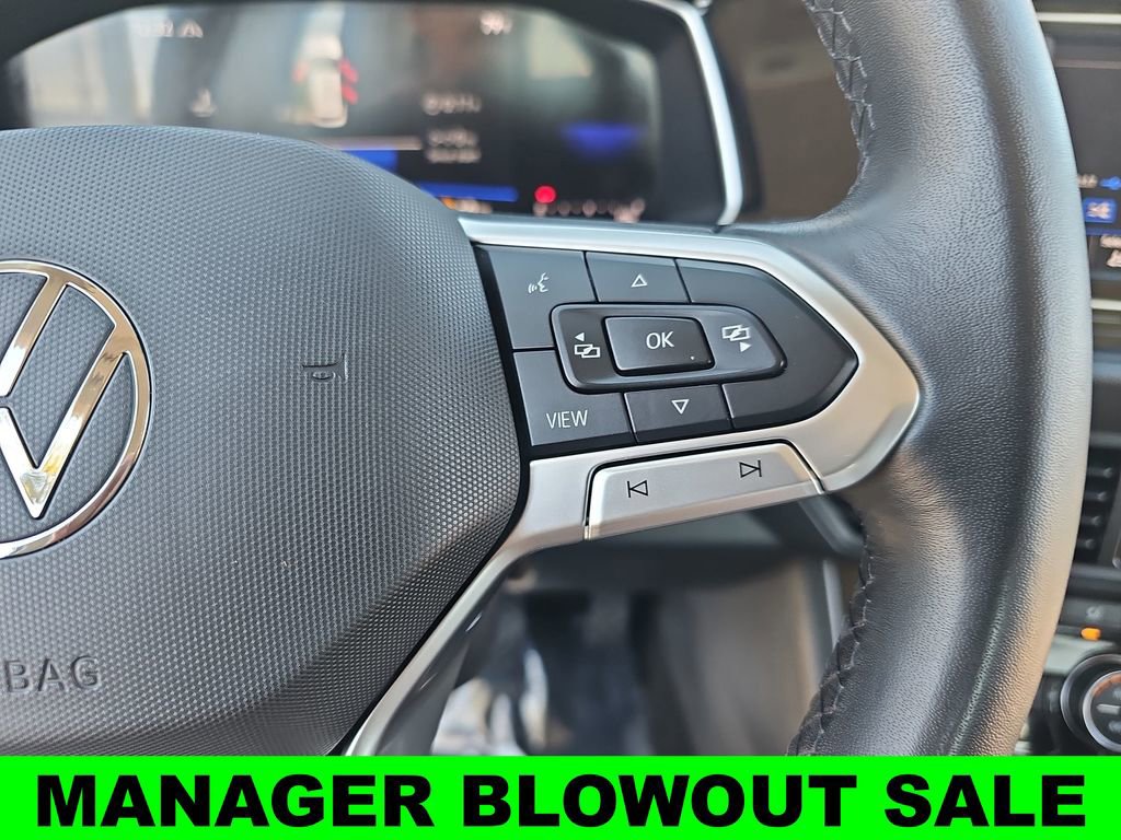 Used 2024 Volkswagen Jetta SE image 17