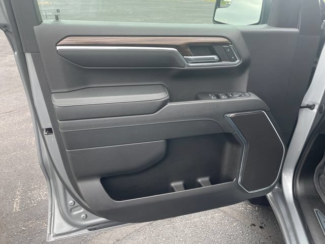 Used 2024 Chevrolet Silverado 1500 RST AWD/4WD image 12