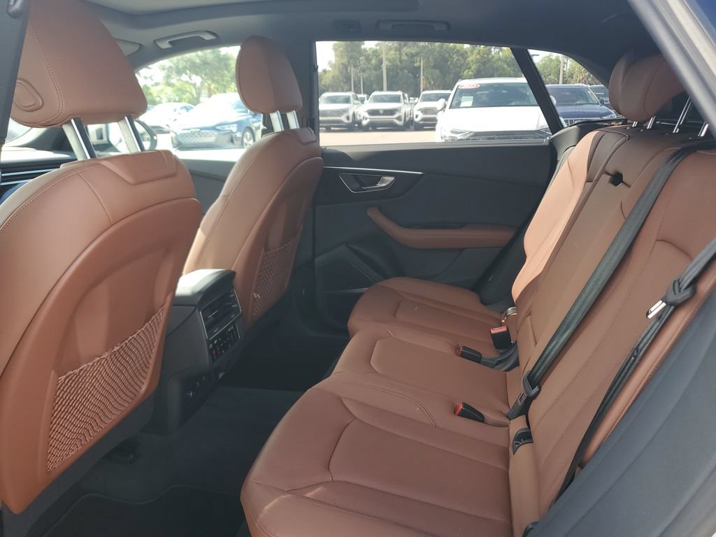 Used 2023 Audi Q8 Premium Plus w/ Premium Plus Package AWD/4WD image 17